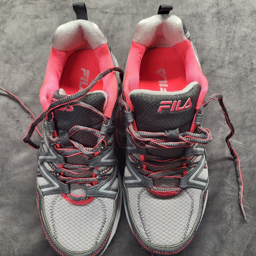 Fila Women's Trail Running Sneakers Size 8 Silver Dark Grey Pink